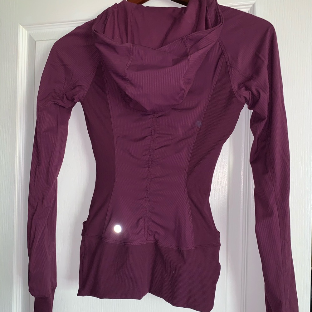 Reversible Lululemon Jacket - Picture 3 of 5